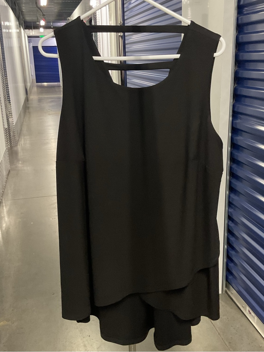 Worthington Black Sleeveless Layered High-Low Top